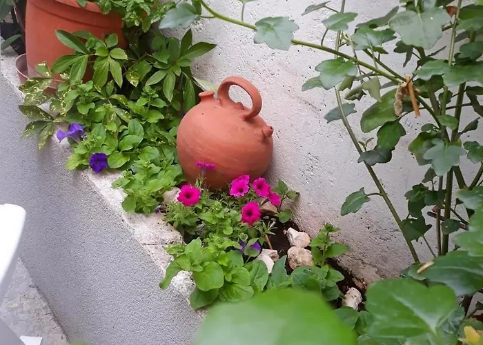 Apartment With Parking Space Okrug Gornji - Ciovo - 22795 *